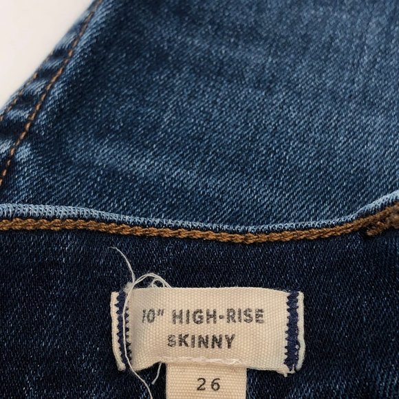 Madewell Blue High-Rise Skinny Jeans | Stylish and Versatile - Picture 3 of 6